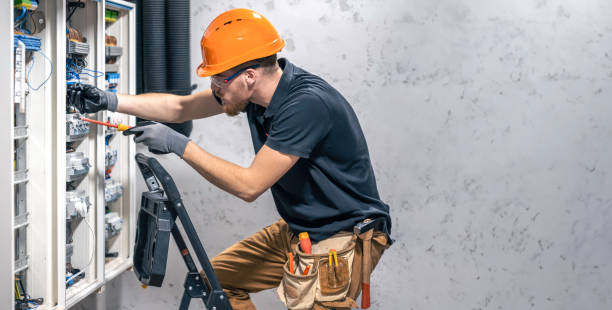 Best Electrical Outlet Repair  in Maywood, CA